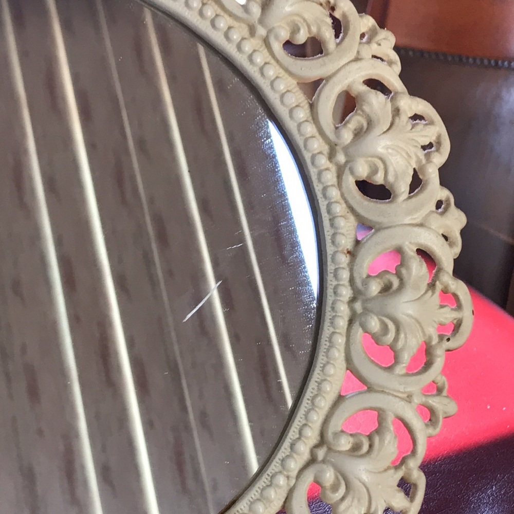 Vintage Vanity Mirror - Picture 6 of 9